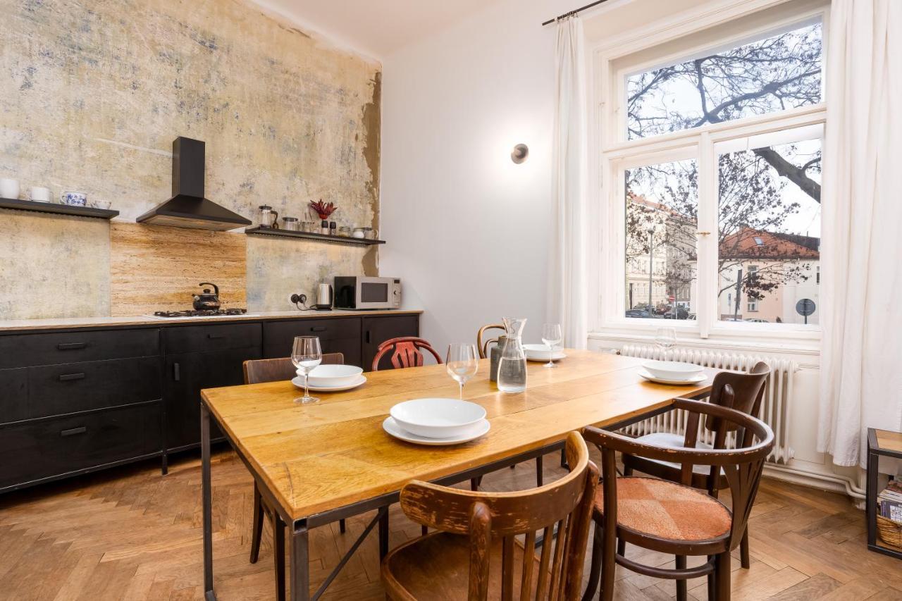 Days - 2bdr - Bright - Quiet Area Apartamento